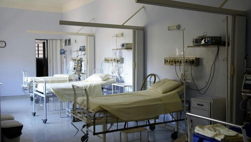 Imagen de archivo de unas camas de hospital.