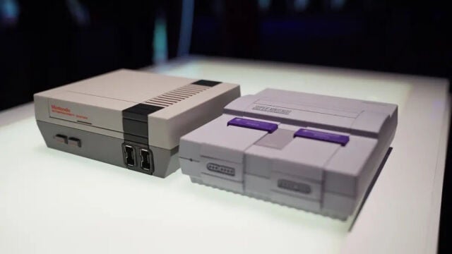 ¿Por qué se dejaron de hacer consolas retro mini? Un ex directivo de Nintendo lo aclara y la respuesta es la más obvia posible