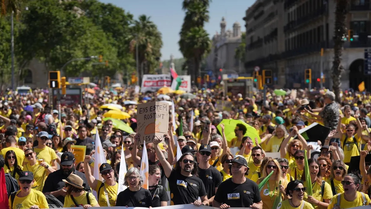 Educación cifra en un 24,89% el seguimiento de la huelga educativa en toda Cataluña hasta las 13