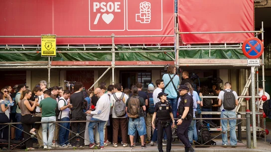Agentes de la Unidad Central Operativa (UCO) de la Guardia Civil se encuentran desde primera hora de este miércoles en la sede central del PSOE en la calle Ferraz de Madrid para requerir información en relación al caso Leire que instruye el juez de la Audiencia Nacional Santiago Pedraz Agentes de la Unidad Central Operativa (UCO) de la Guardia Civil se encuentran desde primera hora de este miércoles en la sede central del PSOE en la calle Ferraz de Madrid para requerir información en relación al caso Leire que instruye el juez de la Audiencia Nacional Santiago Pedraz