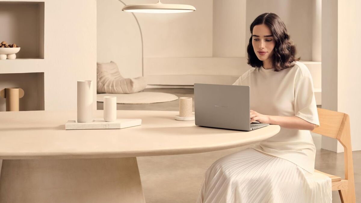 ASUS Zenbook A14 OLED Discounted to 929 Euros on Amazon