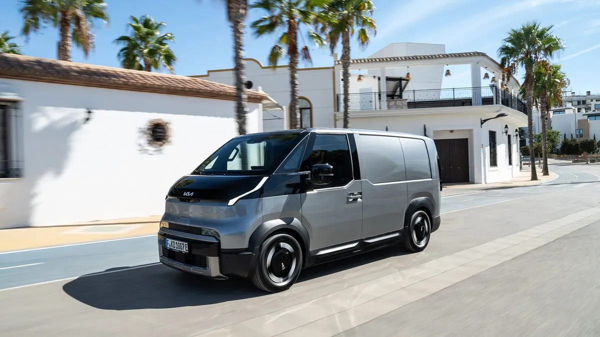 Ni furgoneta ni monovolumen: el Kia PV5 es una categoría nueva