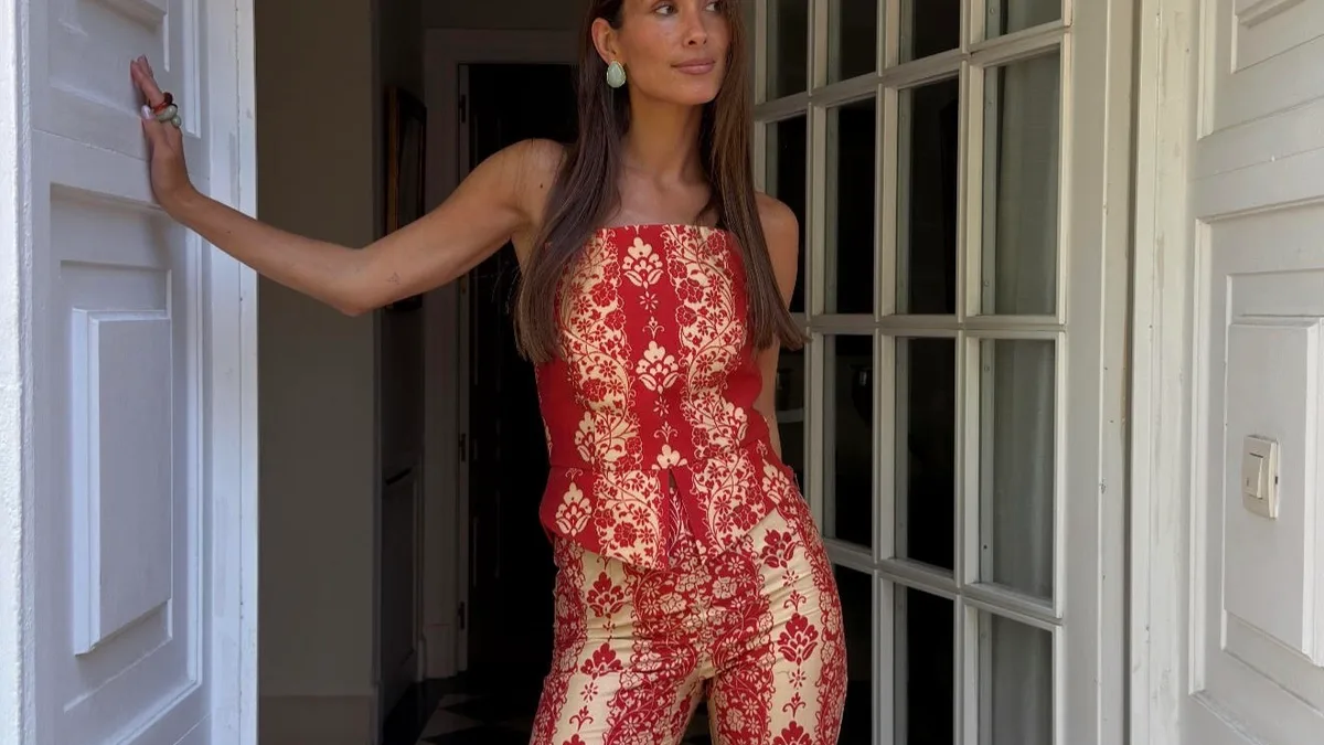 María Pombo.