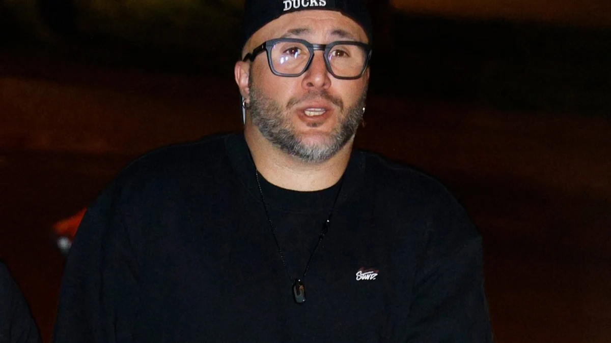 Kiko Rivera fulmina a su hermana Isa por opinar sobre las cabezas de toro de Paquirri: "Aquí ni pincha ni corta"