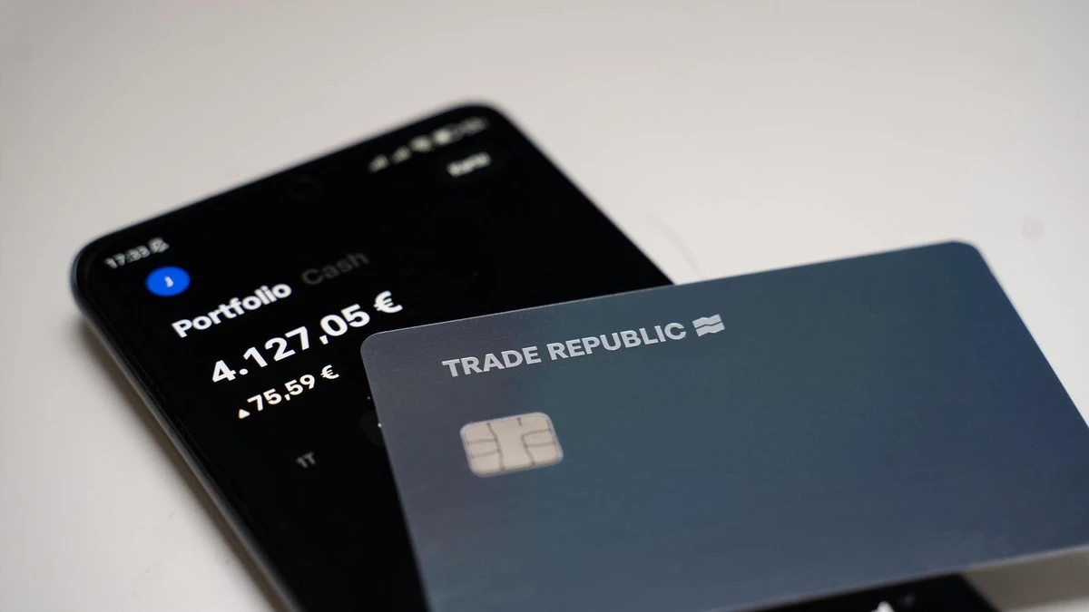 Un 3,04% TAE sin nómina en junio: Trade Republic marca la pauta y Bankinter y Openbank responden con un 2,50%