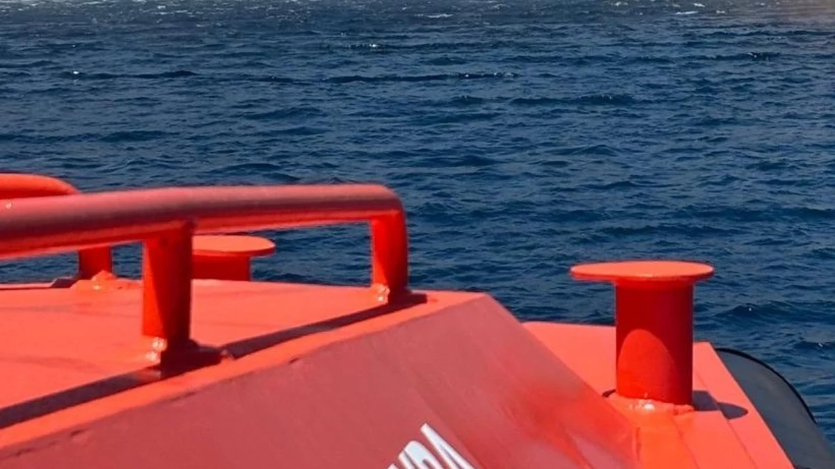 Rescatada en "buen estado aparente" la submarinista desaparecida en Cadaqués