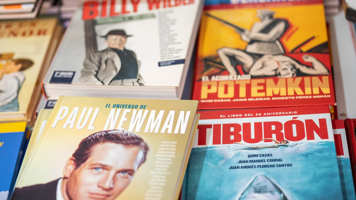 Algunos ejemplares de "Notorious Ediciones"