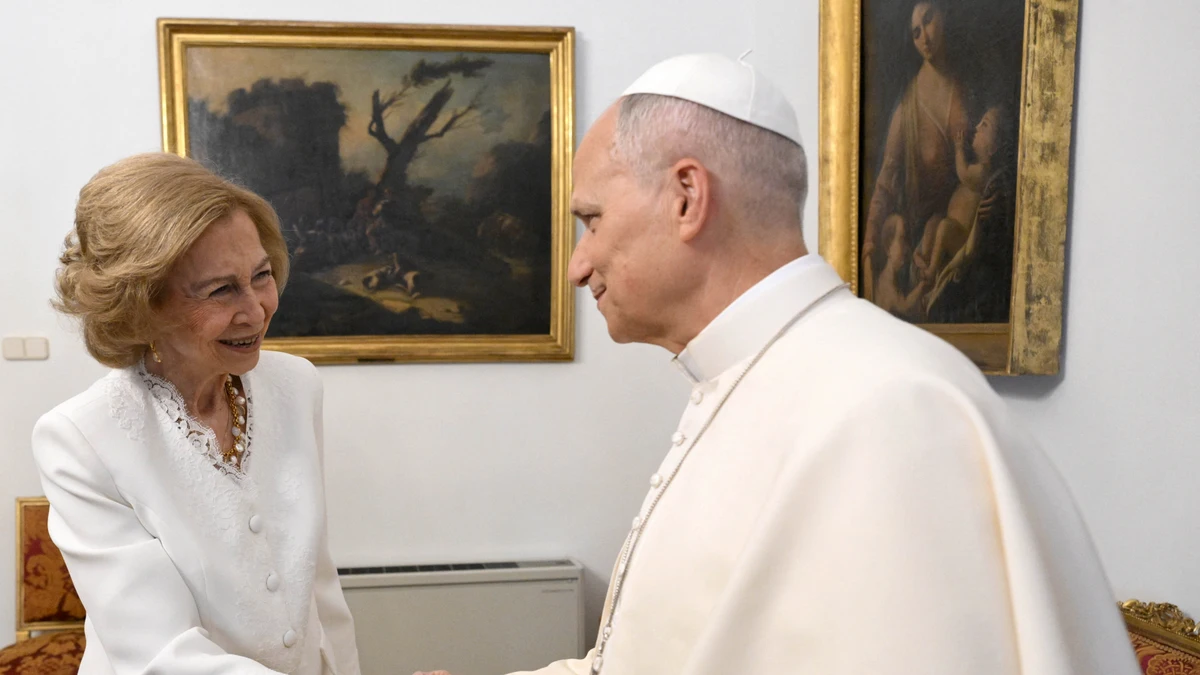 La Reina Sofía en su audiencia con el Papa León XIV