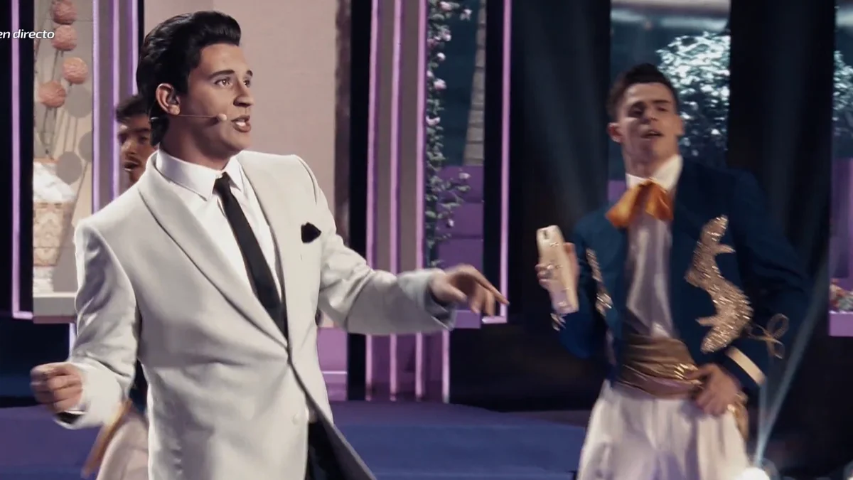 J Kbello gana la Gala 9 como Elvis Presley