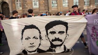 Siria.- Llega a Alemania la periodista alemana Eva Maria Michelmann, liberada tras ser detenida en enero en Siria