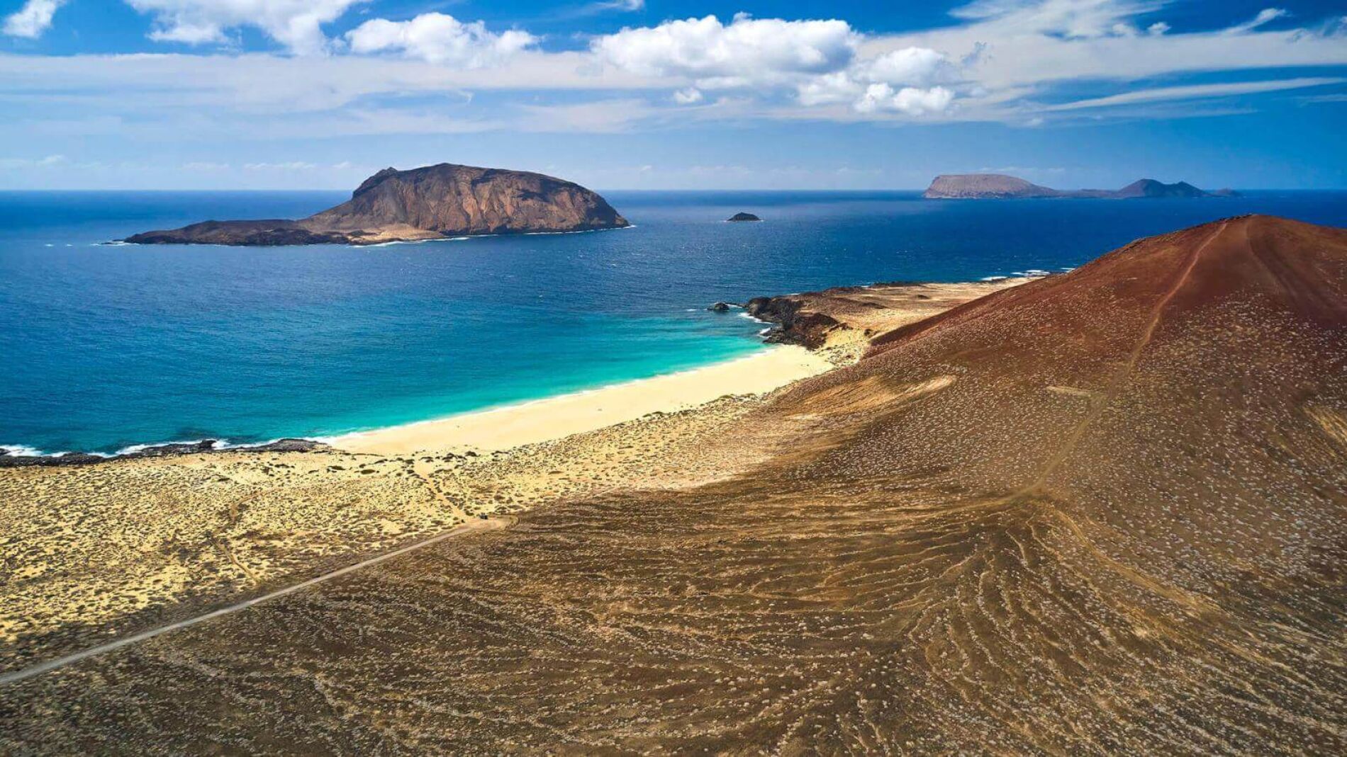 Una revista especializada en viajes elige una playa canaria como finalista a mejor de España en 2026