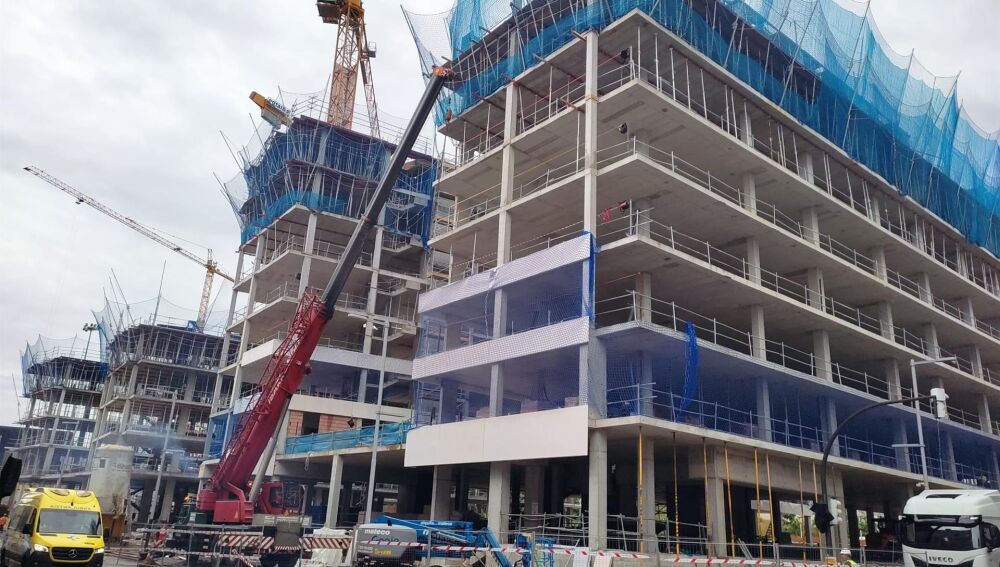 Economía.- La CNMC propone reducir trabas urbanísticas para aumentar la oferta de vivienda