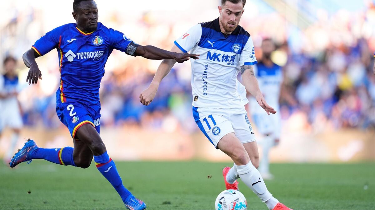 Deportivo Alaves defeats Getafe 3-0 in LaLiga opener