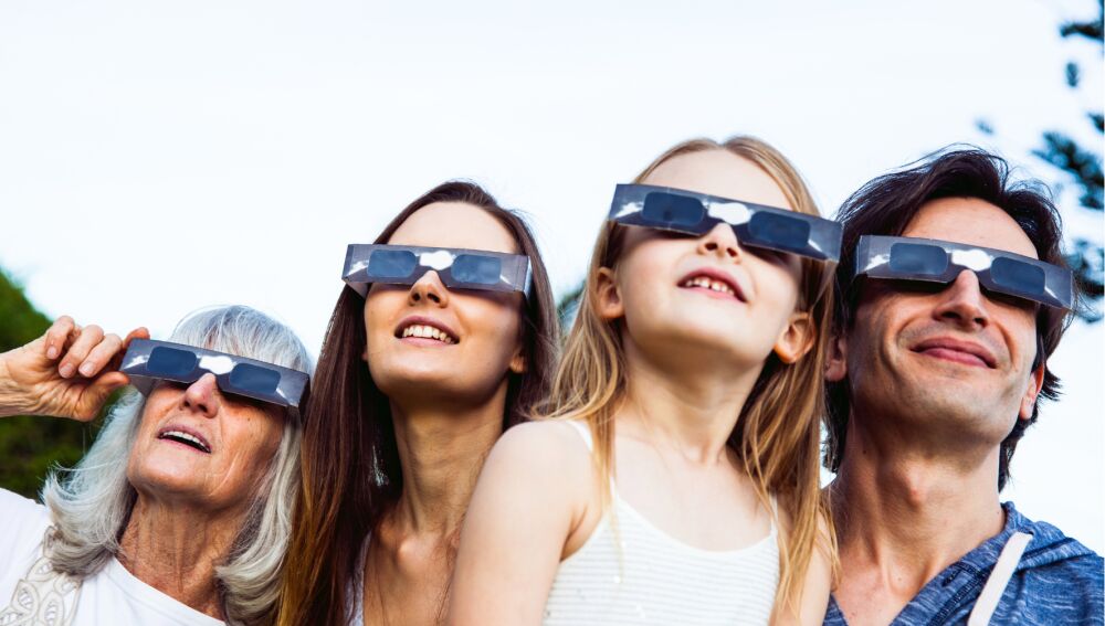 Alerta con el eclipse total de 2026: “Unos segundos mirando al sol pueden provocar lesiones irreversibles”