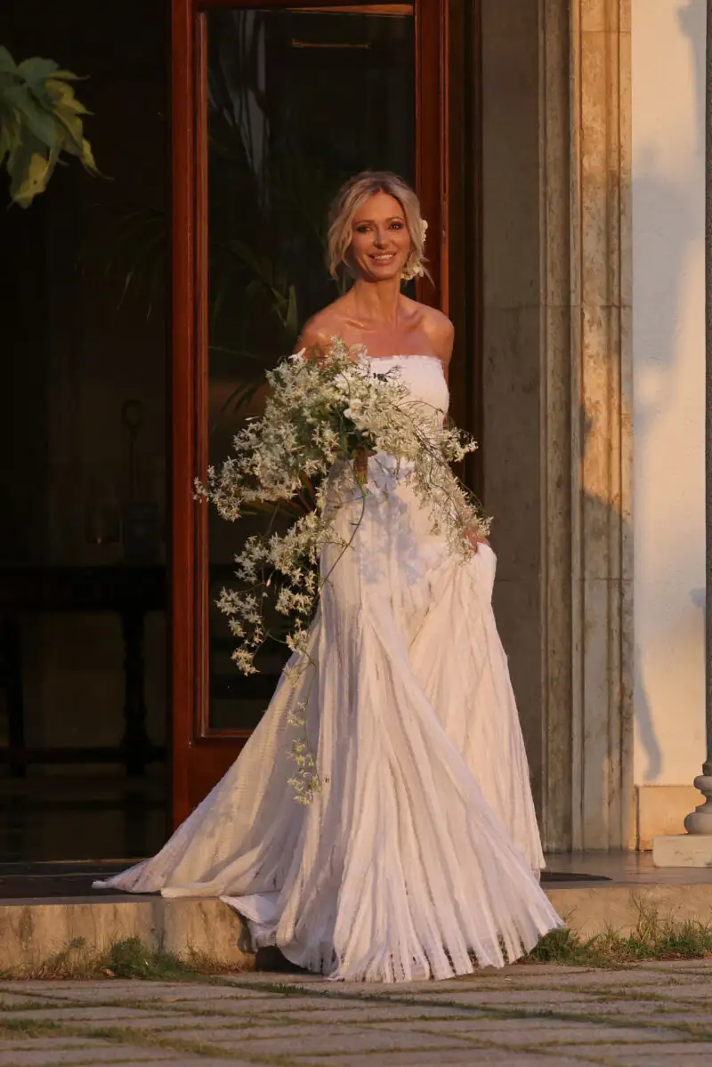La Boda De Susanna Griso Y Luis Enr quez Se Revela A Qui n Le Dio El la-boda-de-susanna-griso-y-luis-enr-quez-se-revela-a-qui-n-le-dio-el