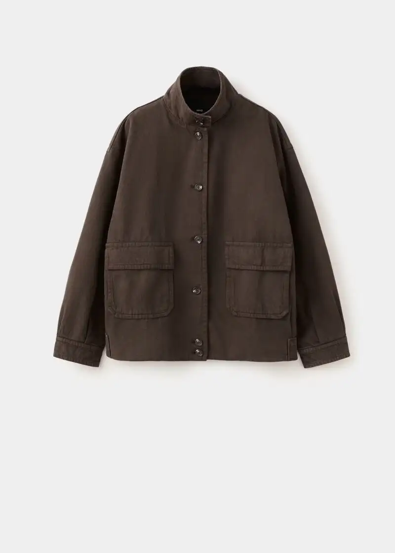 Parka de cuello alto.