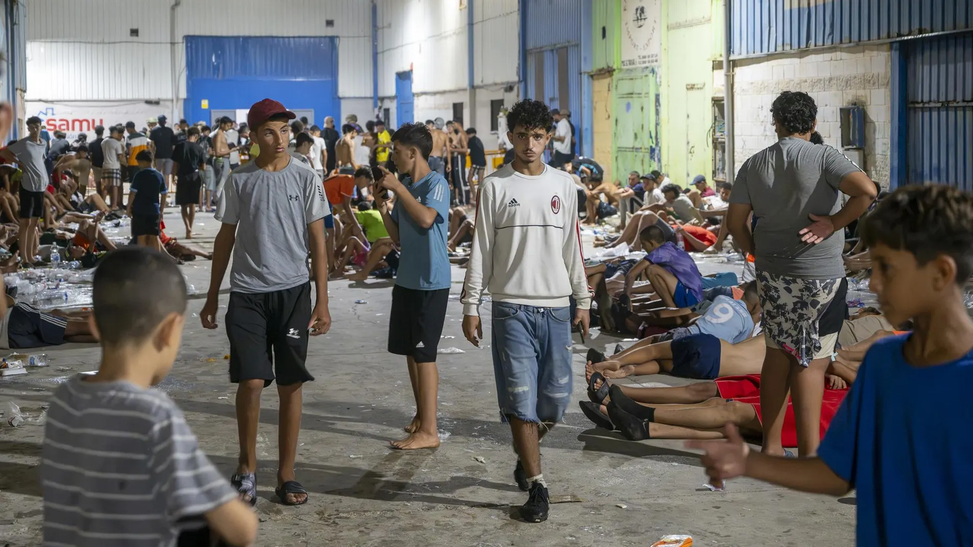 El Gobierno habilita centro de urgencia para menores migrantes en Ceuta y destina 25 millones de euros