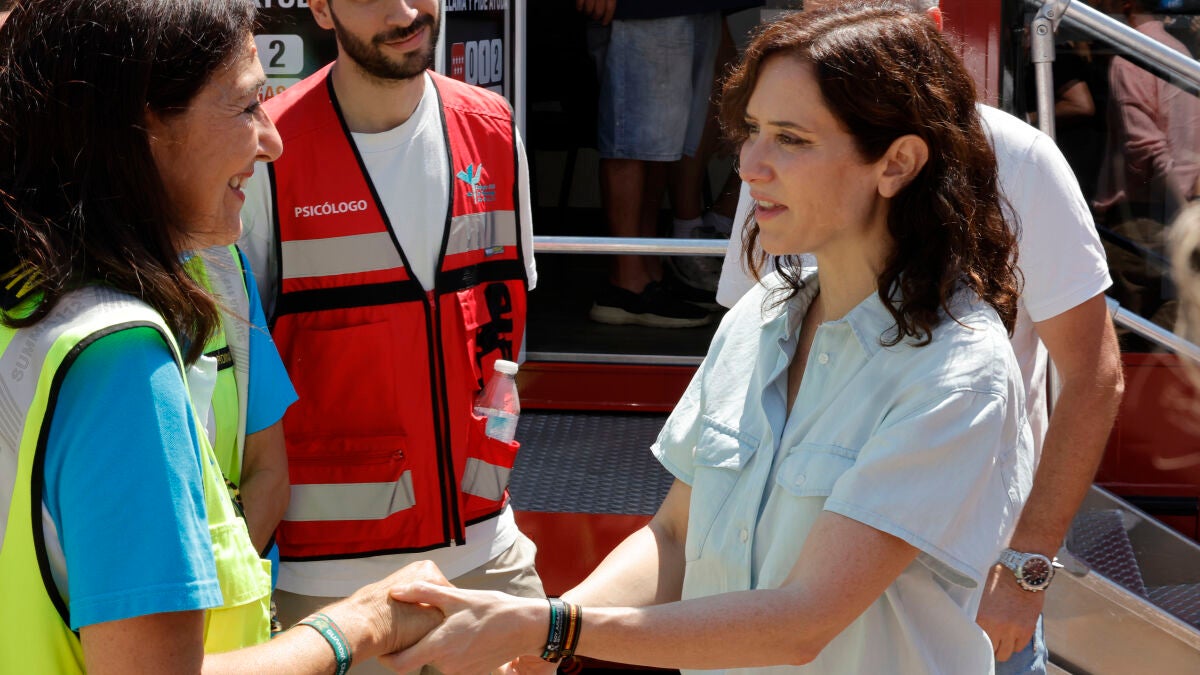 Isabel Díaz Ayuso Works as Pedro Sánchez Takes Vacation