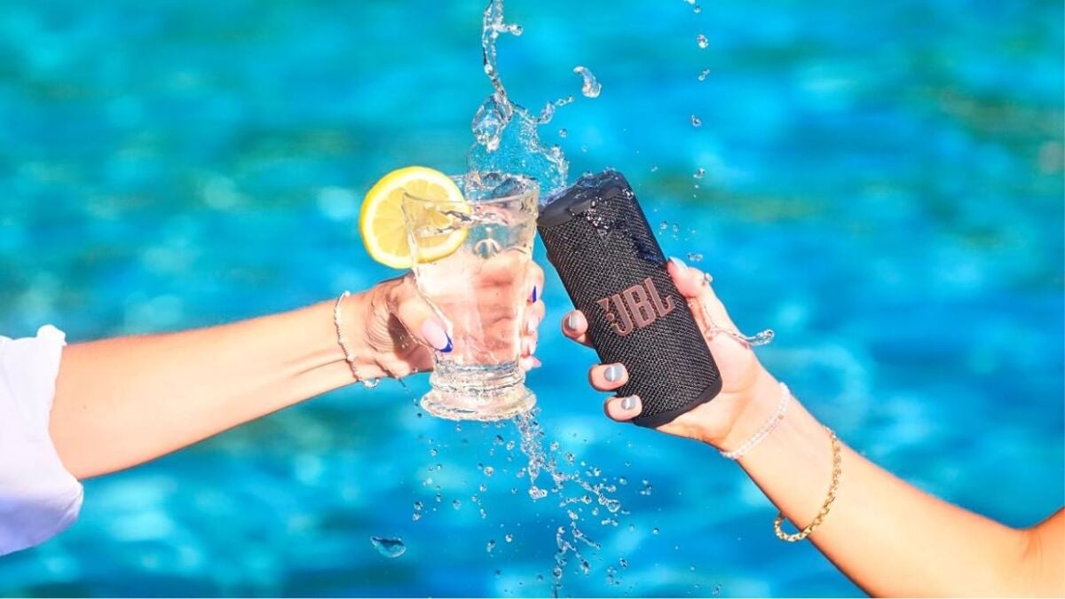 JBL Grip portable speaker falls to 69 euros on Amazon