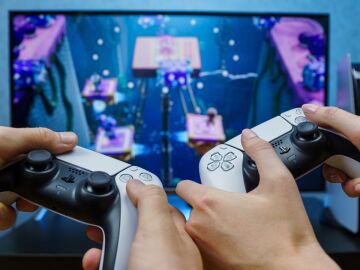 Un padre demanda a varias compañías por la adicción de su hijo a los videojuegos, pero lo que pide como compensación roza lo absurdo