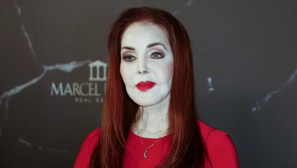 Priscilla Presley