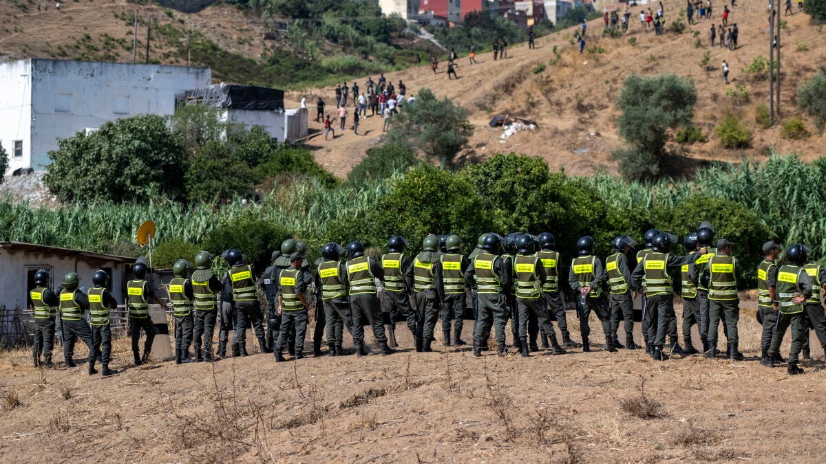 Spain faces criticism over response to 80,000 Ceuta influx
