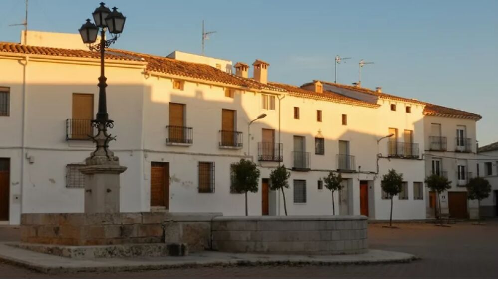 Una casa de tres dormitorios por 18.000 euros: el pueblo de España que busca nuevos vecinos