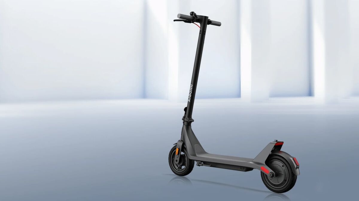 Xiaomi Scooter 4 Lite 2nd Gen price drops on AliExpress