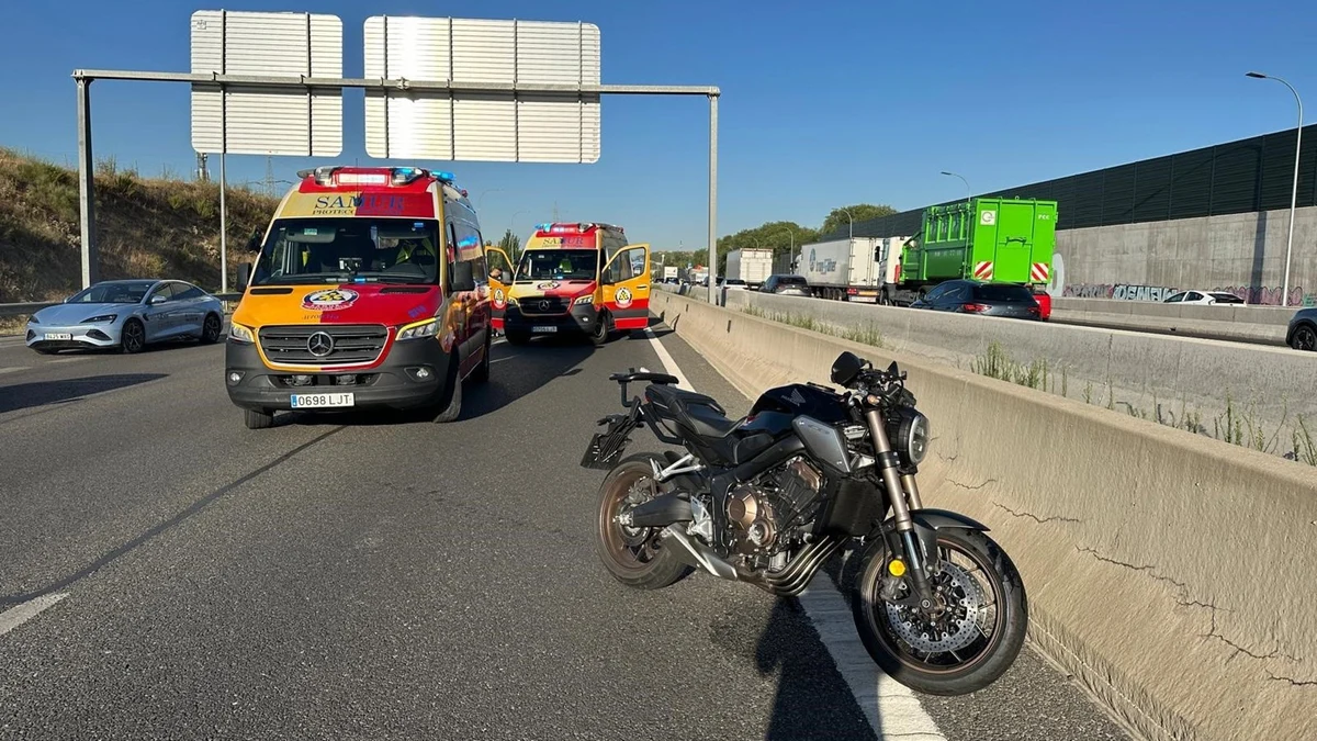 Sucesos.- Muy grave un motorista de 52 años al sufrir un accidente en la M-40