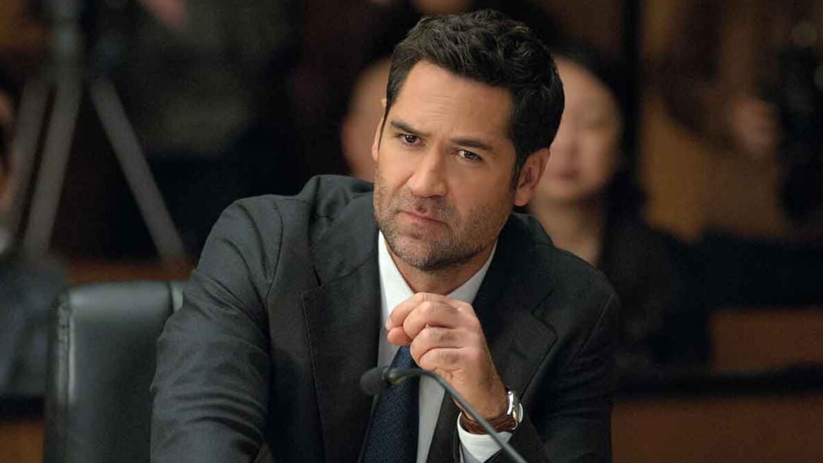 The Lincoln Lawyer Reaches Four Seasons on Netflix