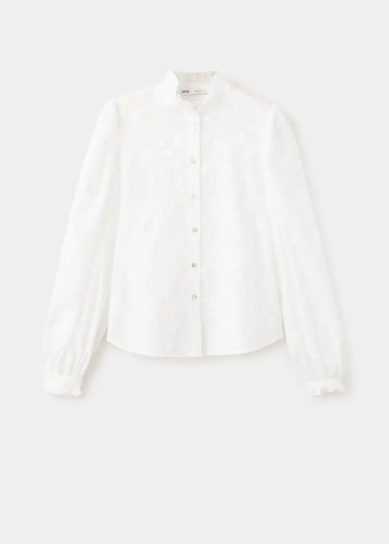 Blusa bordada.