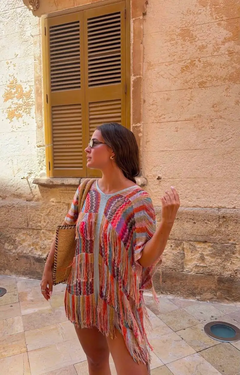 Laura Escanes tiene el caftán de Missoni que soluciona cualquier look de verano en Menorca