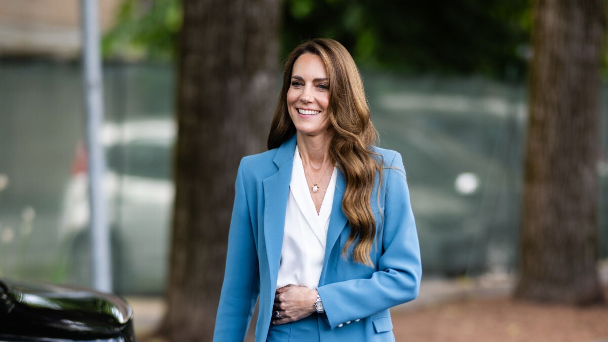 Kate Middleton Wears Victorian Blouse Trend at Balmoral