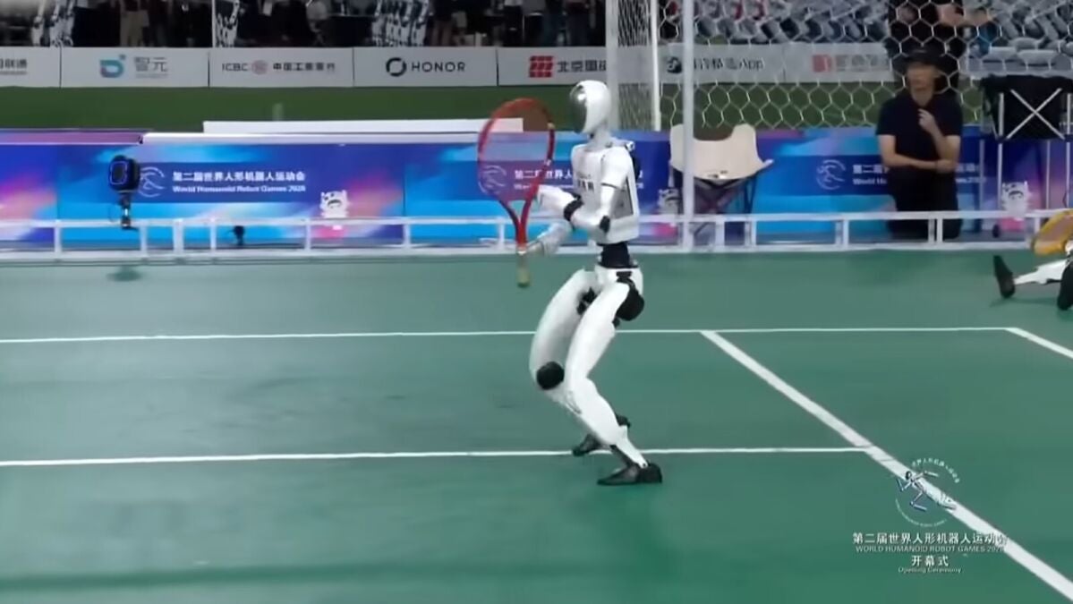 Galbot Robot Completes 100 Shot Tennis Rally Against Humans