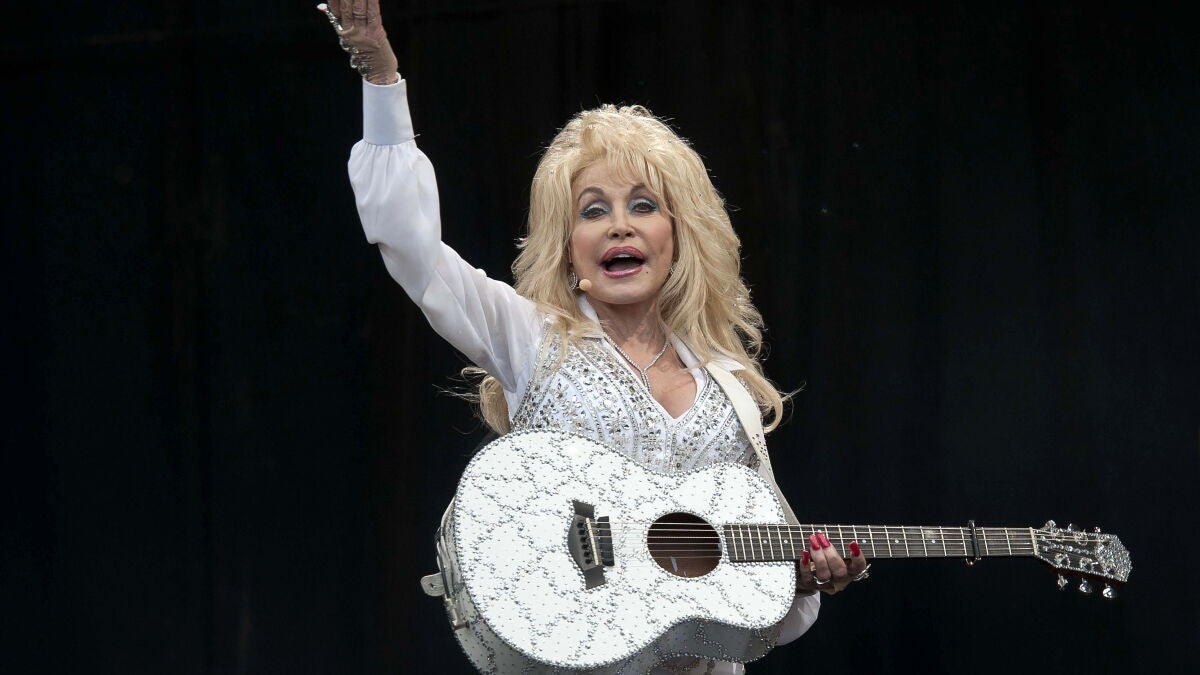 Dolly Parton dies at age 80 following months of illness