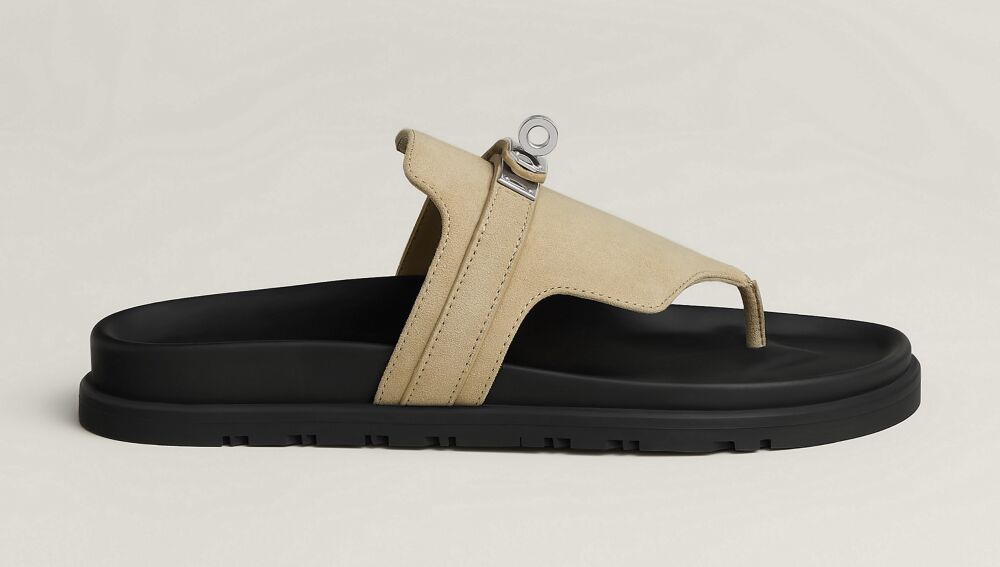 Sandalias planas.