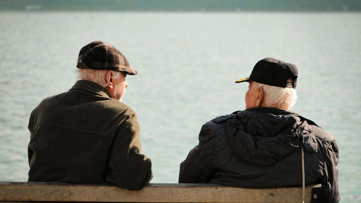 People Value Messages From Old Friends More Than Expected