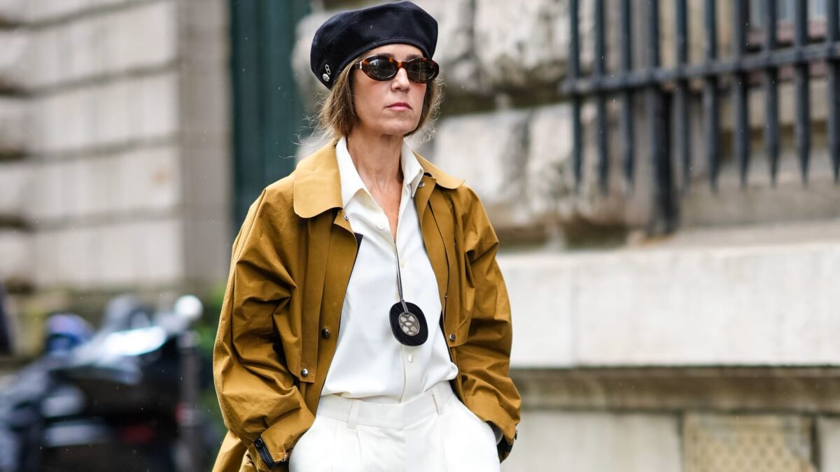 Zara barrel trousers sweep social media for 25.95 euros
