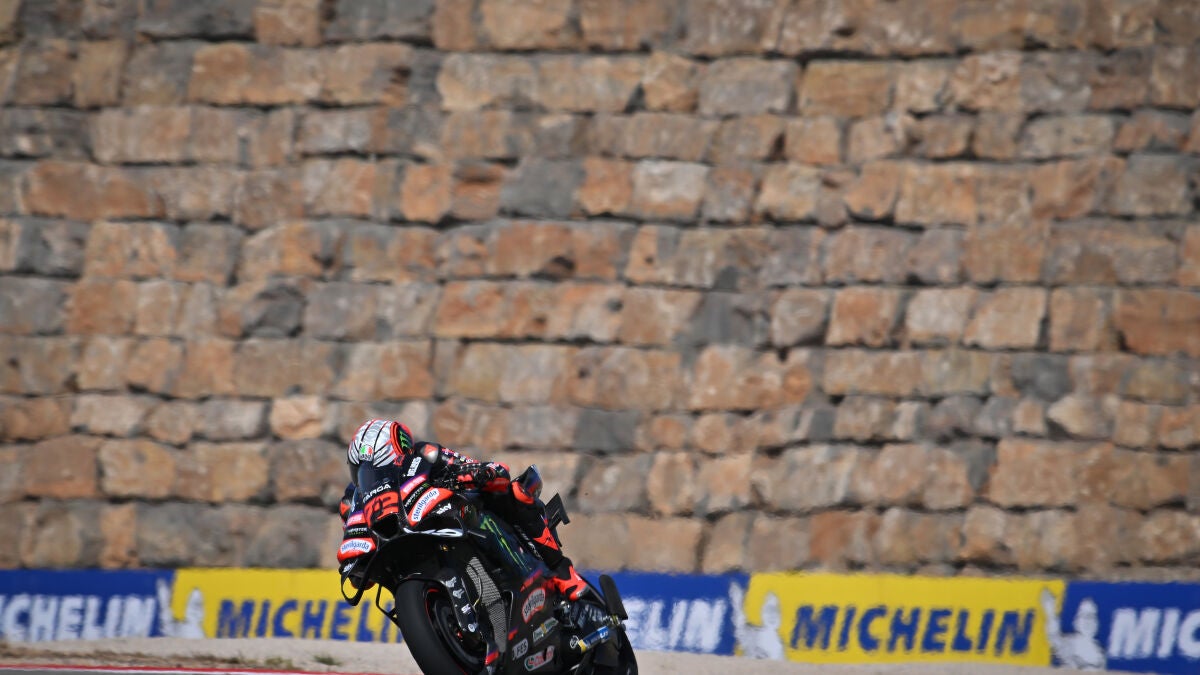 Marco Bezzecchi takes Aragón MotoGP pole ahead of Márquez