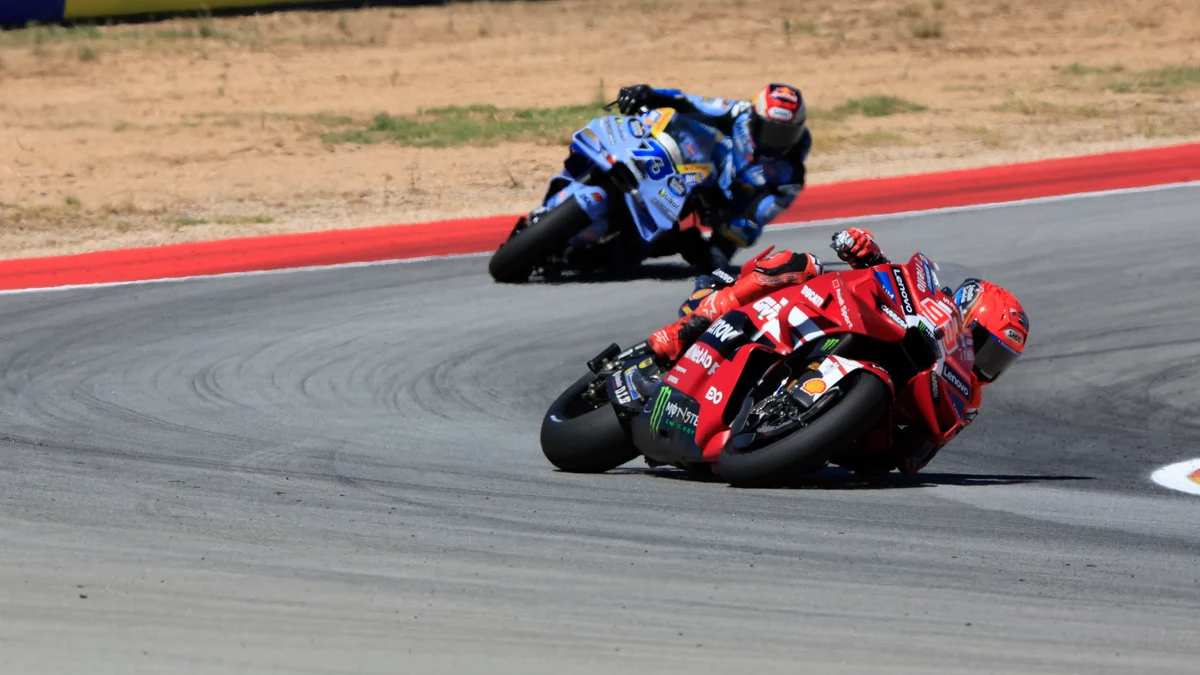 Marc Marquez beats Alex Marquez to win Aragon MotoGP sprint