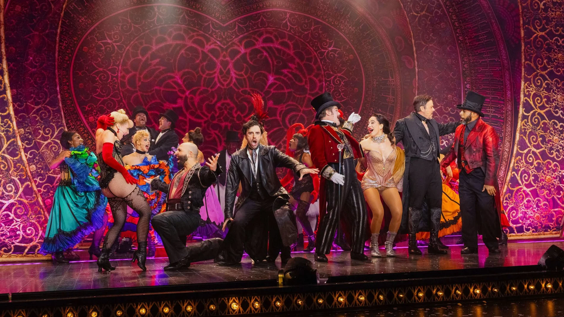 Moulin Rouge baja el telón después de convertir Broadway en cabaret