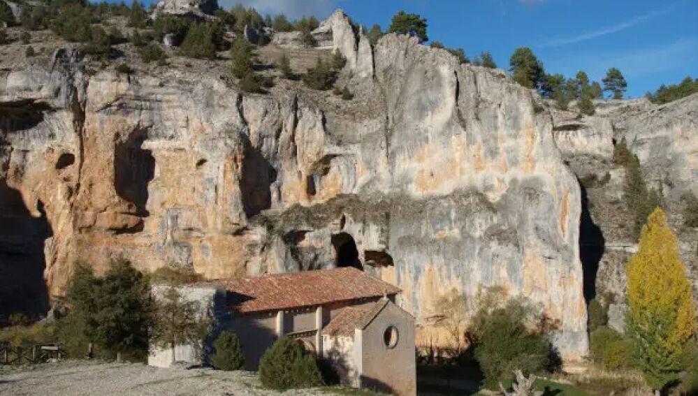 cañon-del-rio-lobos-ermita-san-bartolome