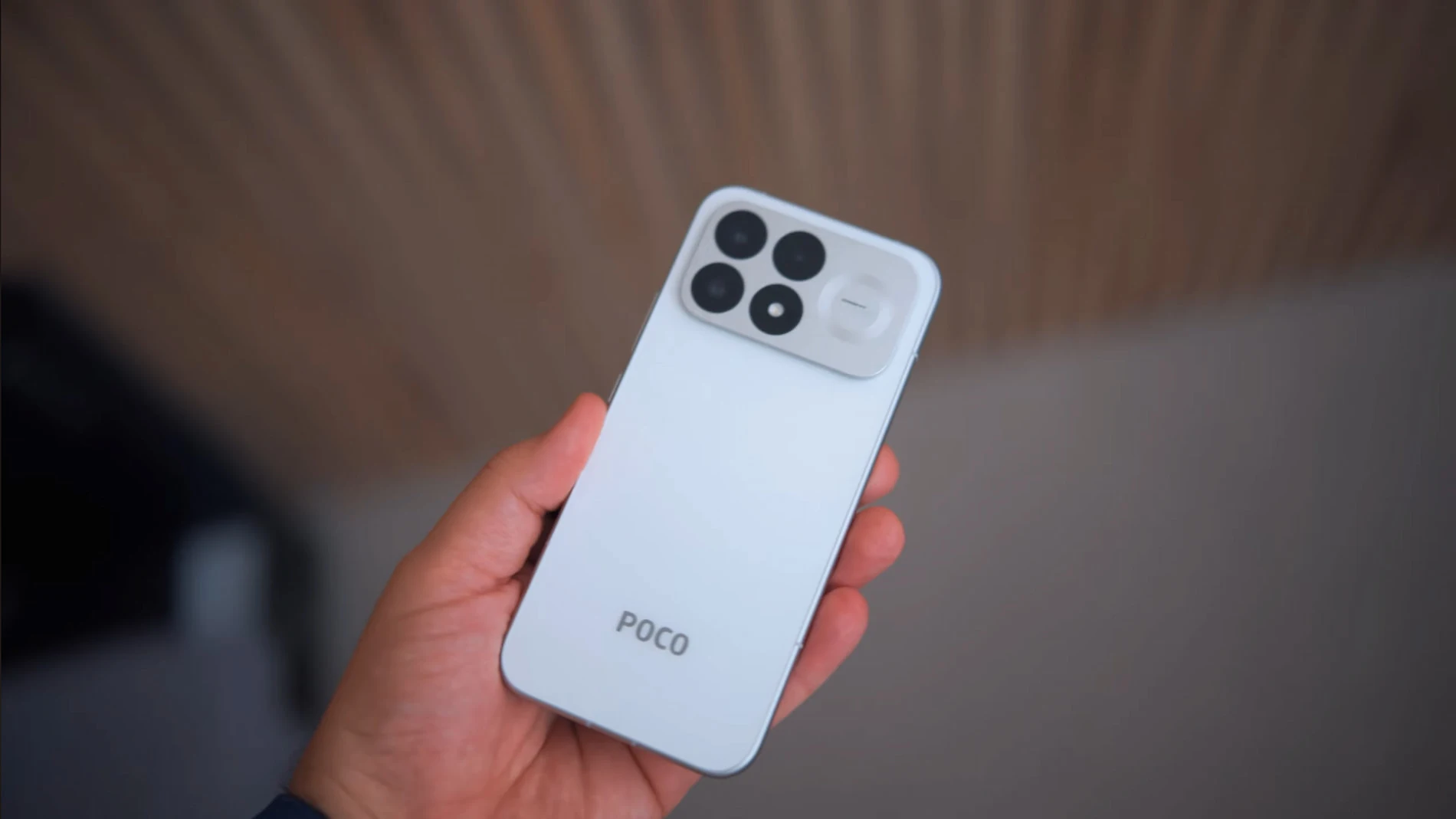 POCO F9 Pro: Potencia y Diseño a Precio de Derribo