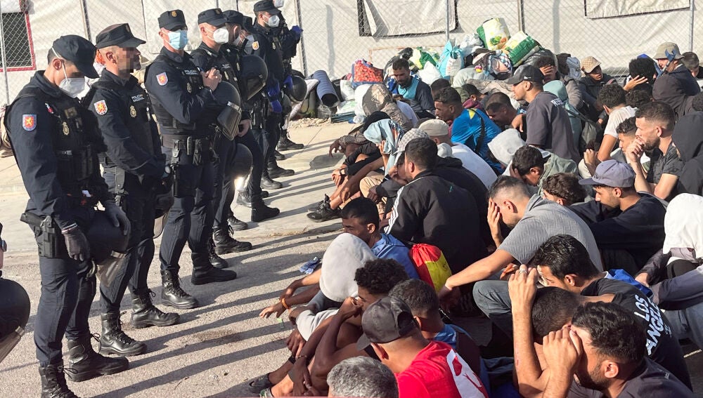 Los policías denuncian que las administraciones están “normalizando” la ...