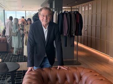 Roberto Verino rompió moldes en plena Semana de la Moda y presentó su colección en unas espectaculares oficinas madrileñas