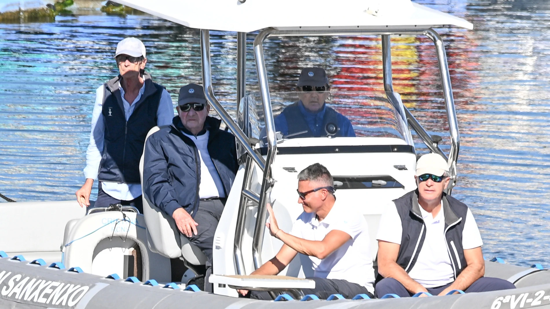 Tenis Rey Leon Viento y pleno de pruebas para abrir la 11ª Regata Rey Juan Carlos El ...