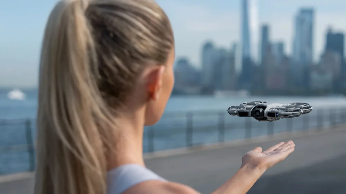 No necesitas gastar una fortuna para volar tu propio dron y grabar el cielo en 4K: precio de derribo para el DJI Neo2