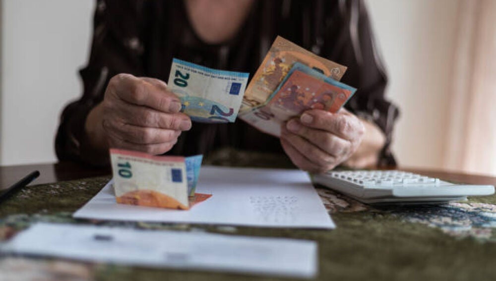 La Seguridad Social aclara c&oacute;mo puedes trabajar y cobrar a la vez una incapacidad permanente