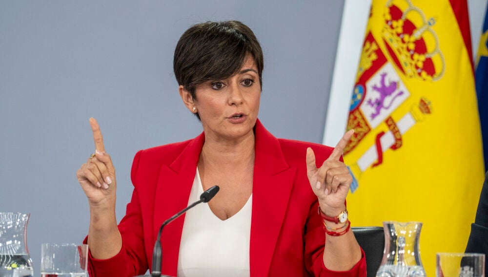 Rueda de prensa en Moncloa tras el Consejo de Ministros con Isabel Rodríguez, Elma Saiz, Carlos Cuerpo y Ángel