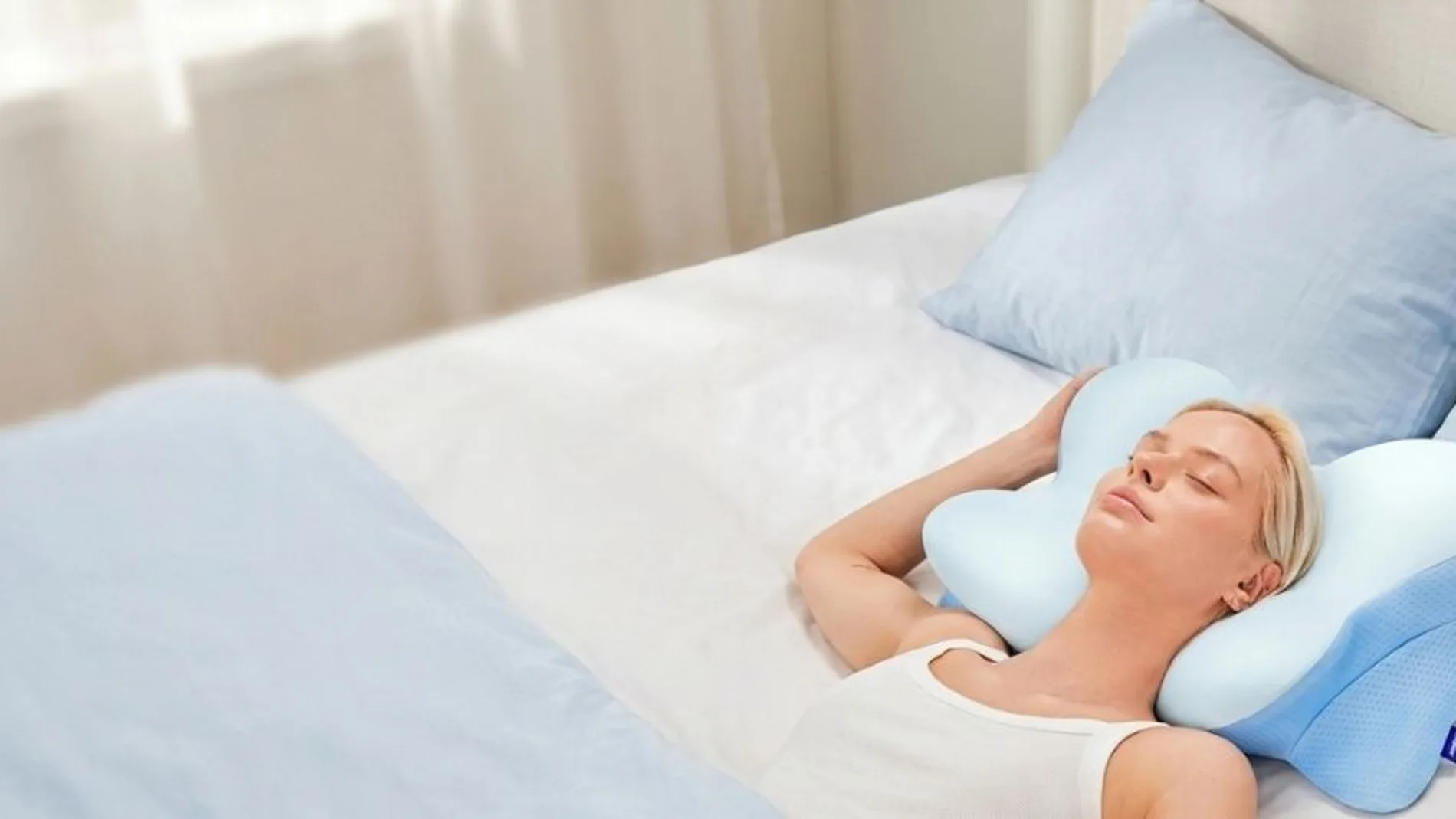 Si tu almohada no evita el cuello rígido al despertar, esta cervical viscoelástica promete alivio